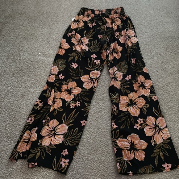 Billabong Split Spirit Floral Wide Leg Pants size small NWT - Picture 8 of 10